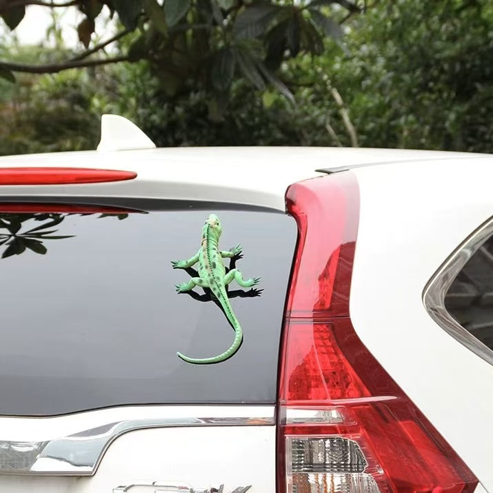 Lizard on the Car - 3D Gecko Car Decoration