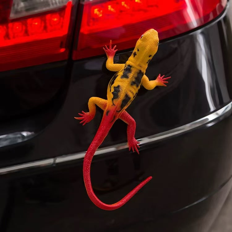 Lizard on the Car - 3D Gecko Car Decoration