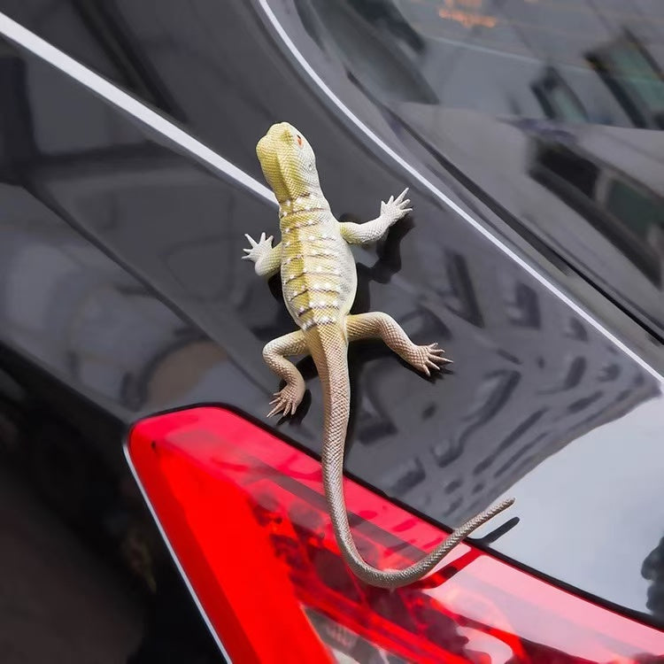 Lizard on the Car - 3D Gecko Car Decoration