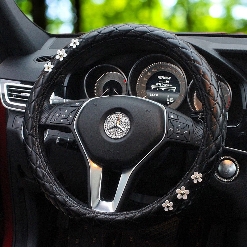 Black Leather Steering wheel cover with Daisy