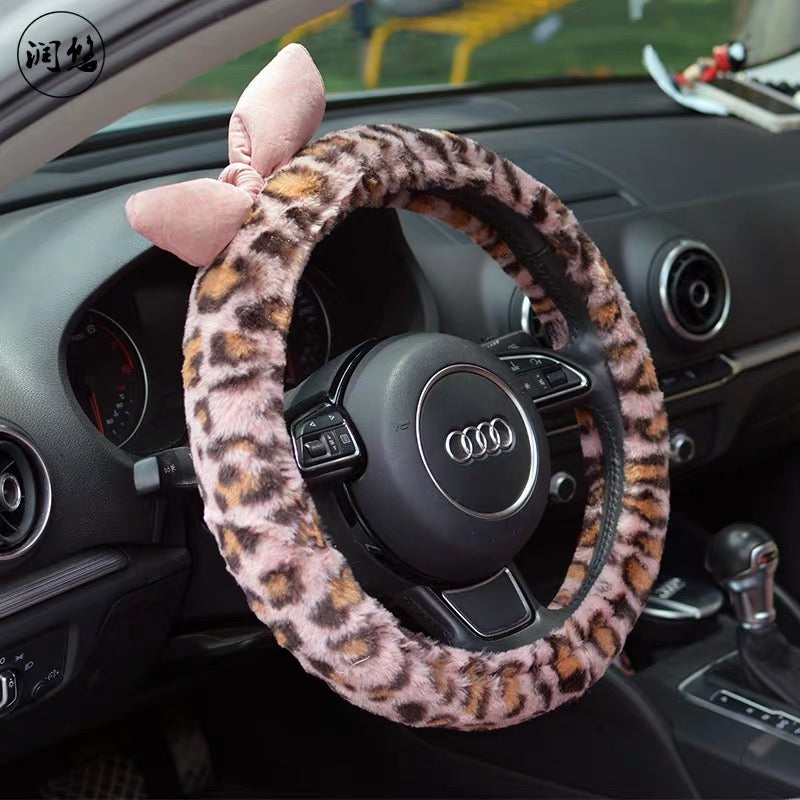 Pink Fluffy Leopard Print Steering wheel cover with a Bow