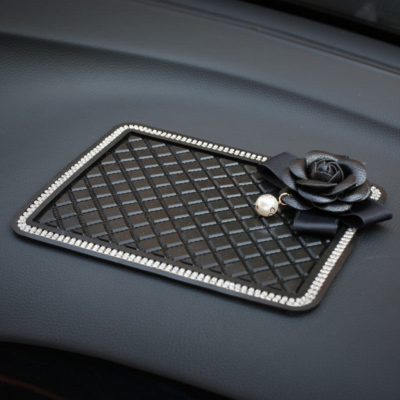 Car Dashboard Anti-slippery Mat Mobile Phone Holder with Rhinestones and black/White Camellia