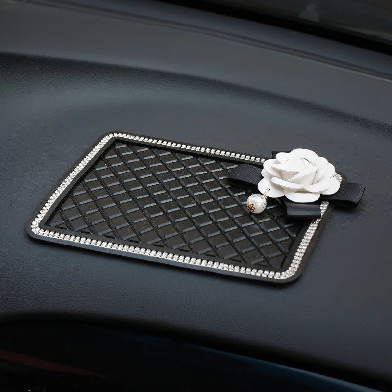 Car Dashboard Anti-slippery Mat Mobile Phone Holder with Rhinestones and black/White Camellia